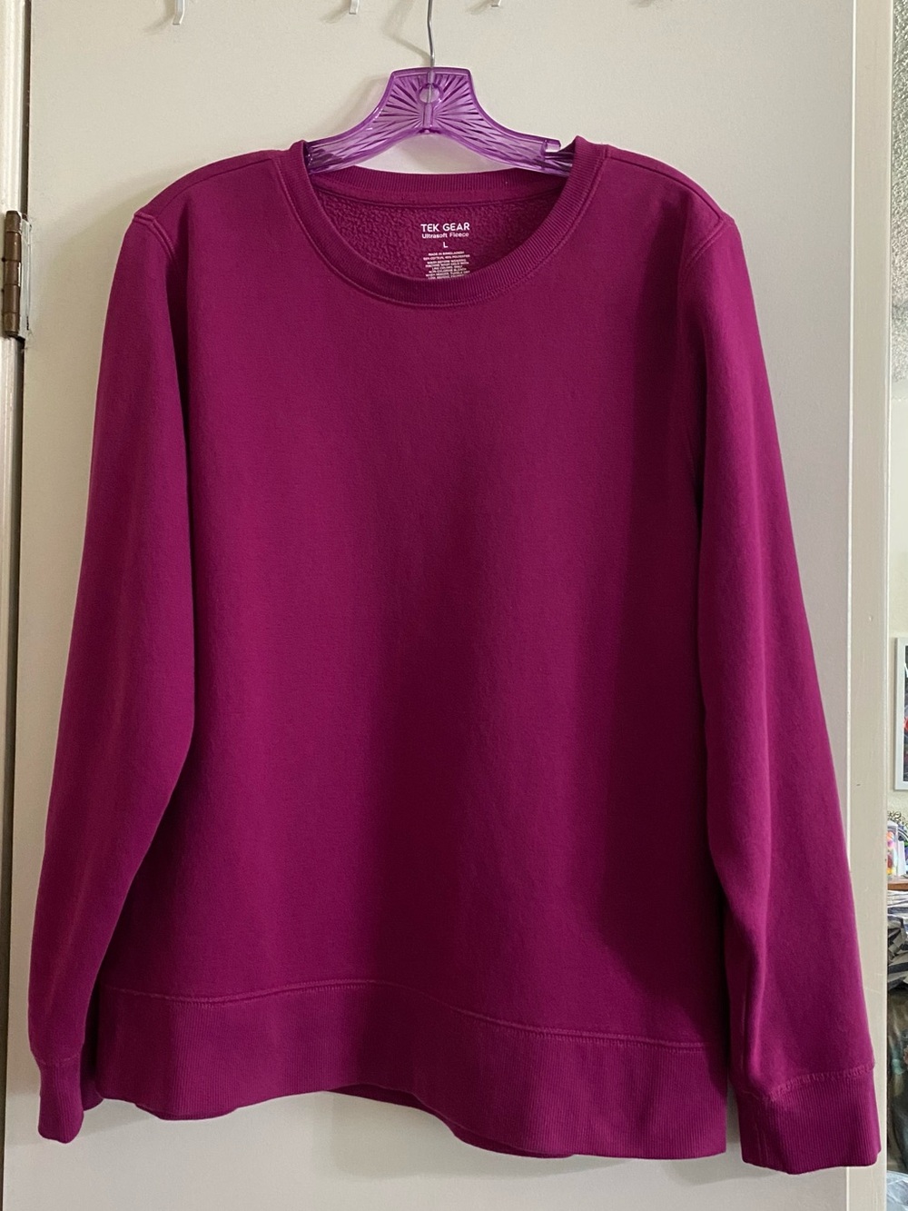 tek gear Ultrasoft Fleece Crewneck - Deep Magenta